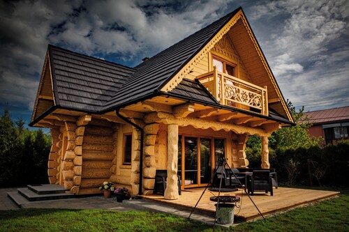 Chata Czarny Kot z sauną i jacuzzi w Karkonoszach.