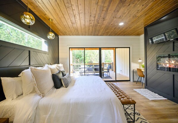 5 Schlafzimmer, Schreibtisch, Bügeleisen/Bügelbrett, kostenloses WLAN