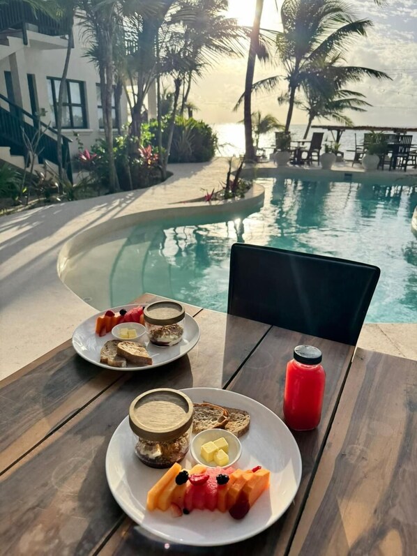Free daily continental breakfast - Mantaray Tulum (Tulum)