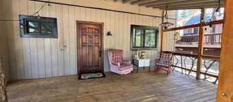 Beautiful Yo Mama’s GuestHouse