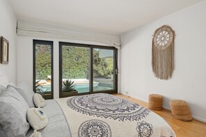 2 Schlafzimmer, Zimmersafe, Bügeleisen/Bügelbrett, WLAN