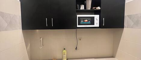 Microwave, oven