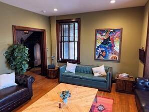 Interior - 4 br 2 baClassical Victorian Home Off Walnut Street in Shadyside Pittsburgh (Pittsburgh)