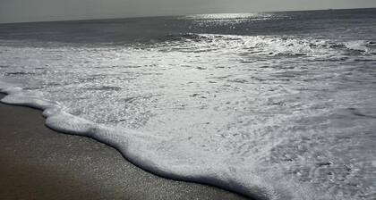 Casa La Peña (Pet friendly) 1 min drive from the beach!