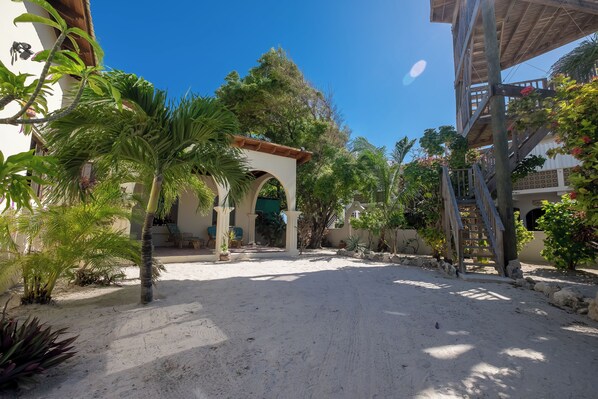 Property grounds - Casa Fuerte - Island Home close to town (San Pedro)