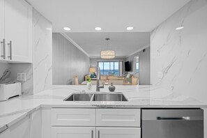 Private kitchen - Amazing Views, Direct Gulf Front, Newly Renovated, 2/2 Condo in Riviera Club! (Fort Myers Beach)