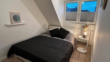 3 Schlafzimmer, Reisekinderbett, WLAN