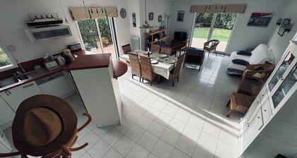 Pleasant house, close to beaches and port