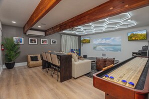 Spielezimmer