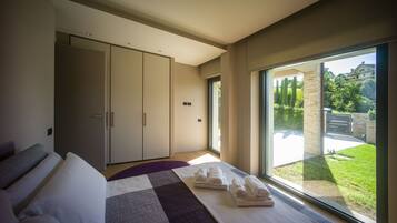 2 chambres, fer et planche Ă  repasser, Wi-Fi, draps fournis