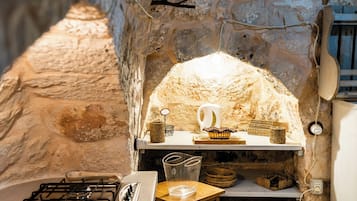 Residenza Deluxe, vista giardino | Cucina privata