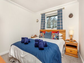 4 Schlafzimmer, kostenloses WLAN, Bettwäsche