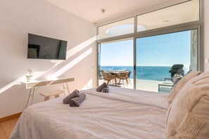 3 chambres, fer et planche à repasser, Wi-Fi gratuit, draps fournis