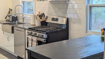 Microwave, oven, stovetop, dishwasher