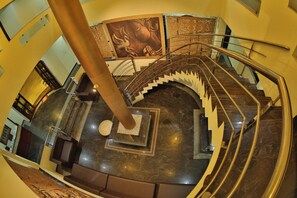 Interior entrance - Hotel Priso (Puducherry)