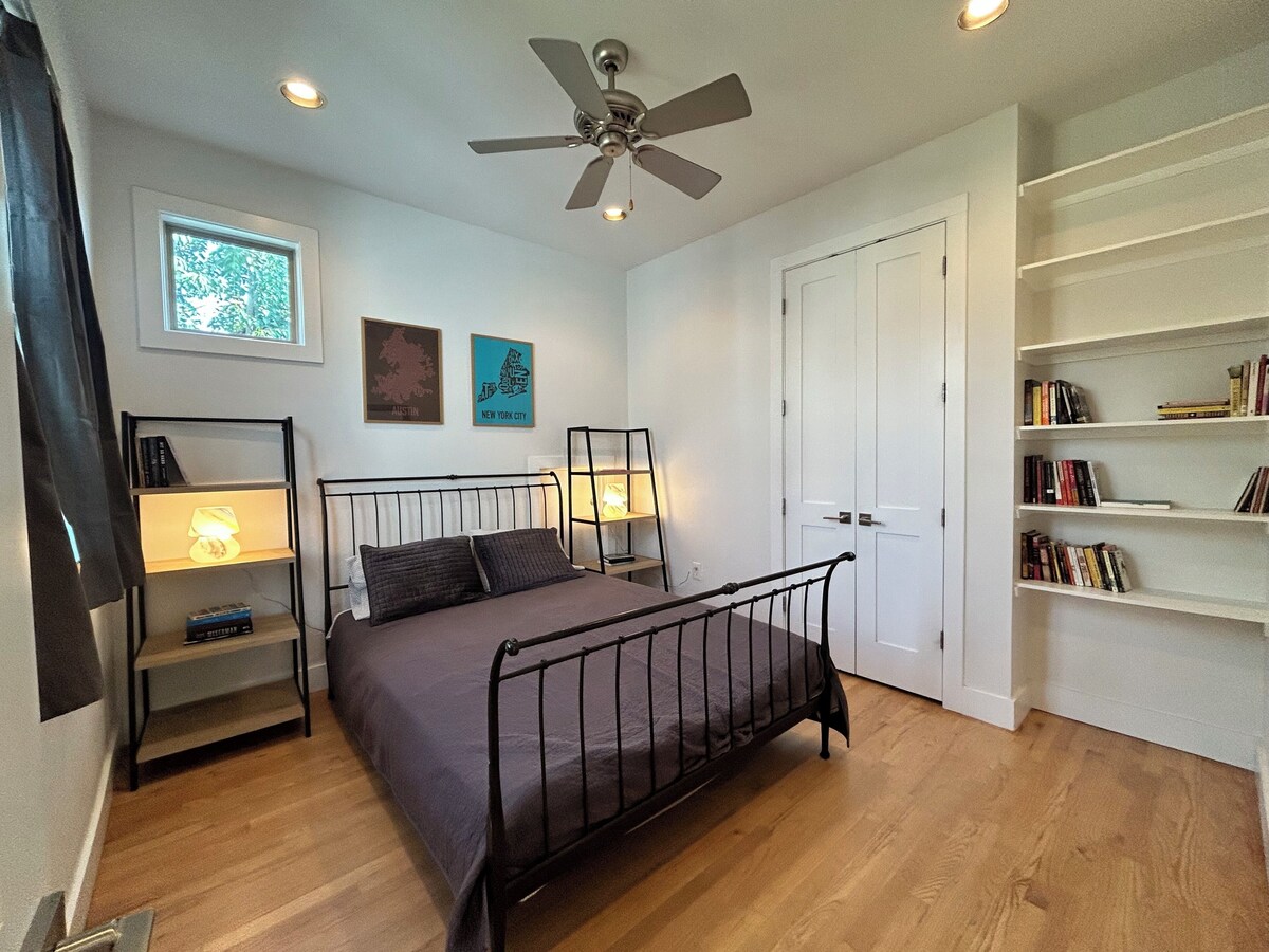 Photo 37 of Gorgeous Central Austin home minutes from UT and Downtown