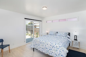 3 bedrooms, iron/ironing board - Comfy Home w/ Spacious Yard, BBQ Outside (Arroyo Grande)