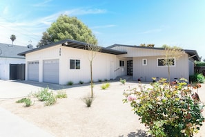 Exterior - Comfy Home w/ Spacious Yard, BBQ Outside (Arroyo Grande)