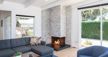 Comfy Home w/ Spacious Yard, BBQ Outside