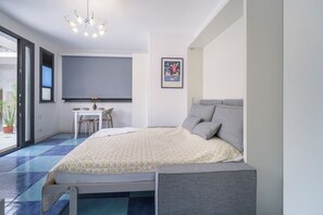 1 camera, Wi-Fi, lenzuola