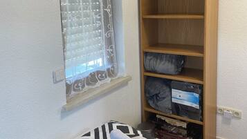 3 habitaciones, cuna de viaje, wifi y ropa de cama