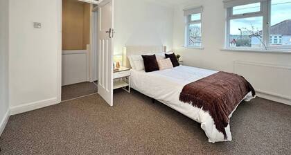 Cosy Home by Wembley Stadium