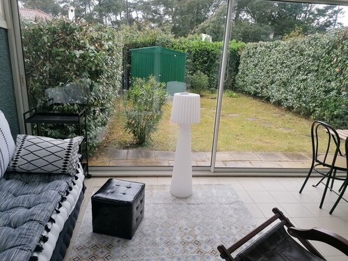 Superbe appartement duplex avec véranda et jardin à 5 min de l'ocean 