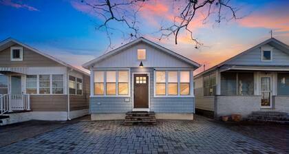 NEW! Cozy 3-BR Retreat, Four Blocks to Beach & Boardwalk