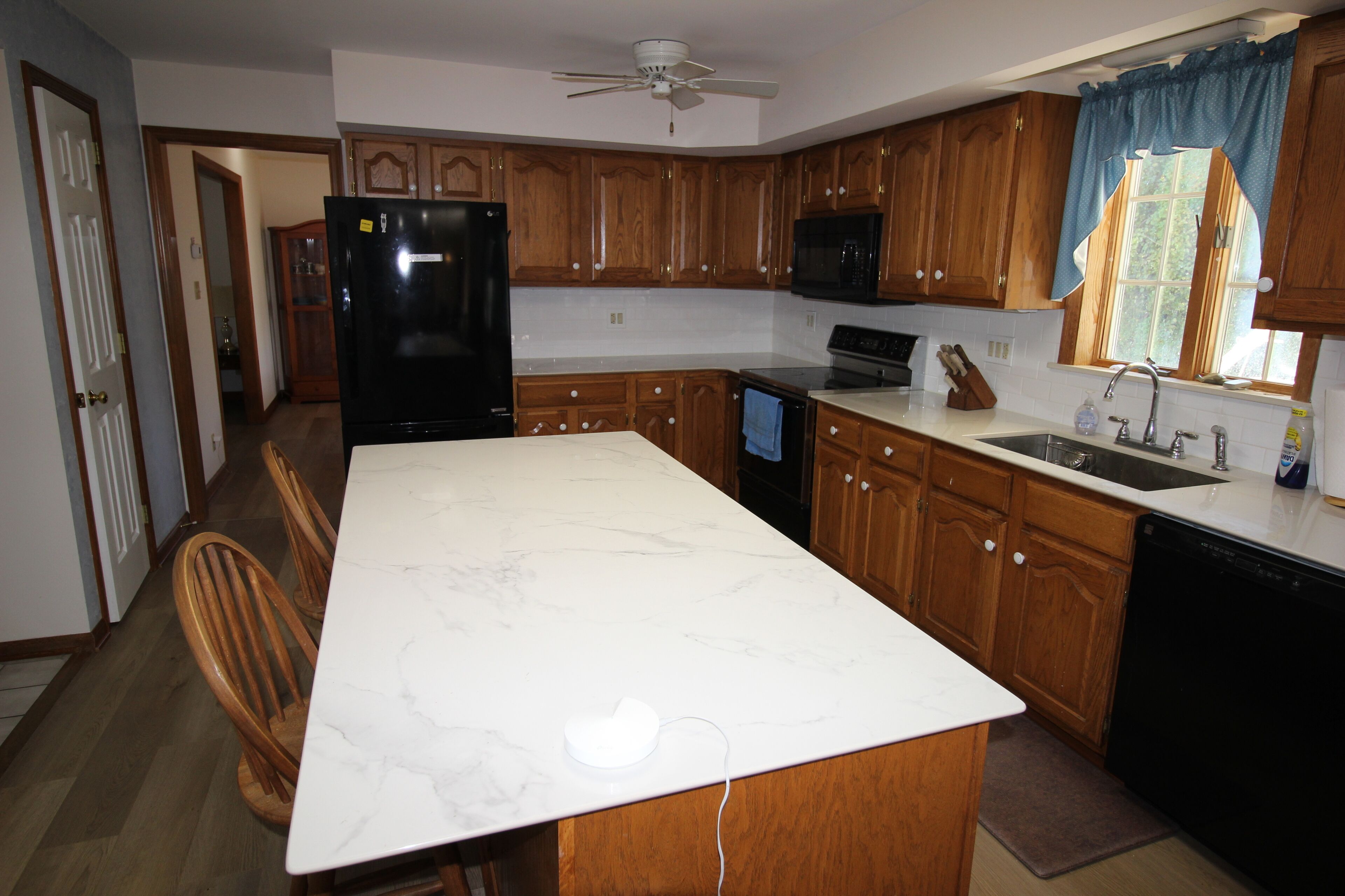 Microones, forn, placa de cuina i rentaplats 