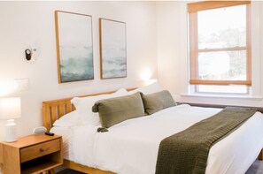 4 chambres, fer et planche à repasser, Wi-Fi, draps fournis