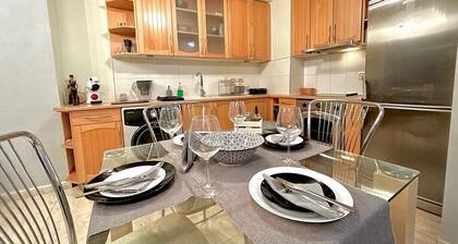 Cozy 2-bedroom apartment in the center
of Varna