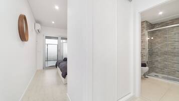 2 bedrooms, iron/ironing board, travel crib, free WiFi