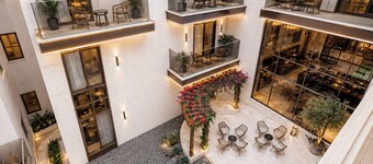 Liora Hotel