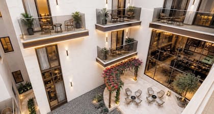 Liora Hotel