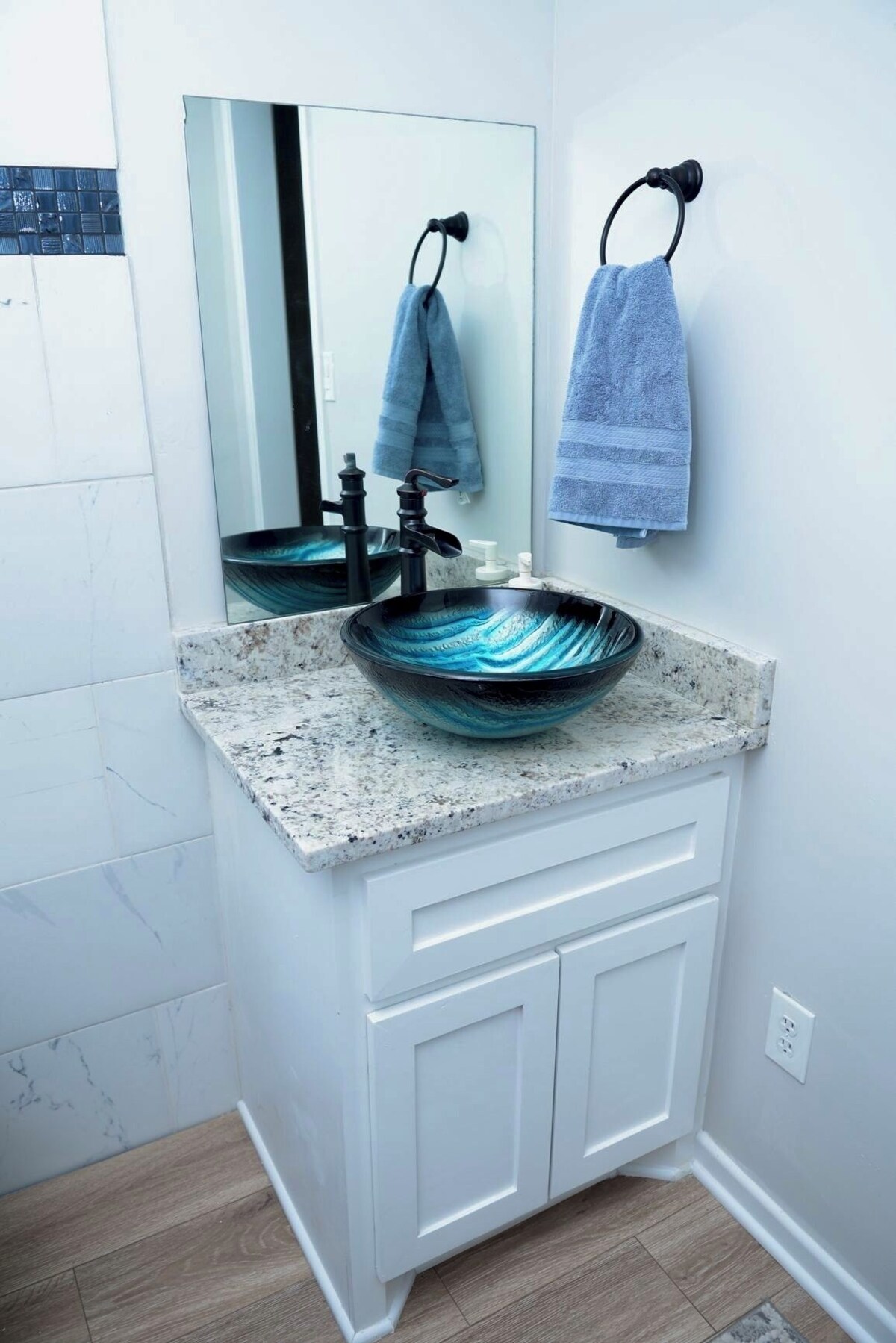 Photo 22 of Charming Pet friendly 2-bedroom house in lovely Houston inside the loop