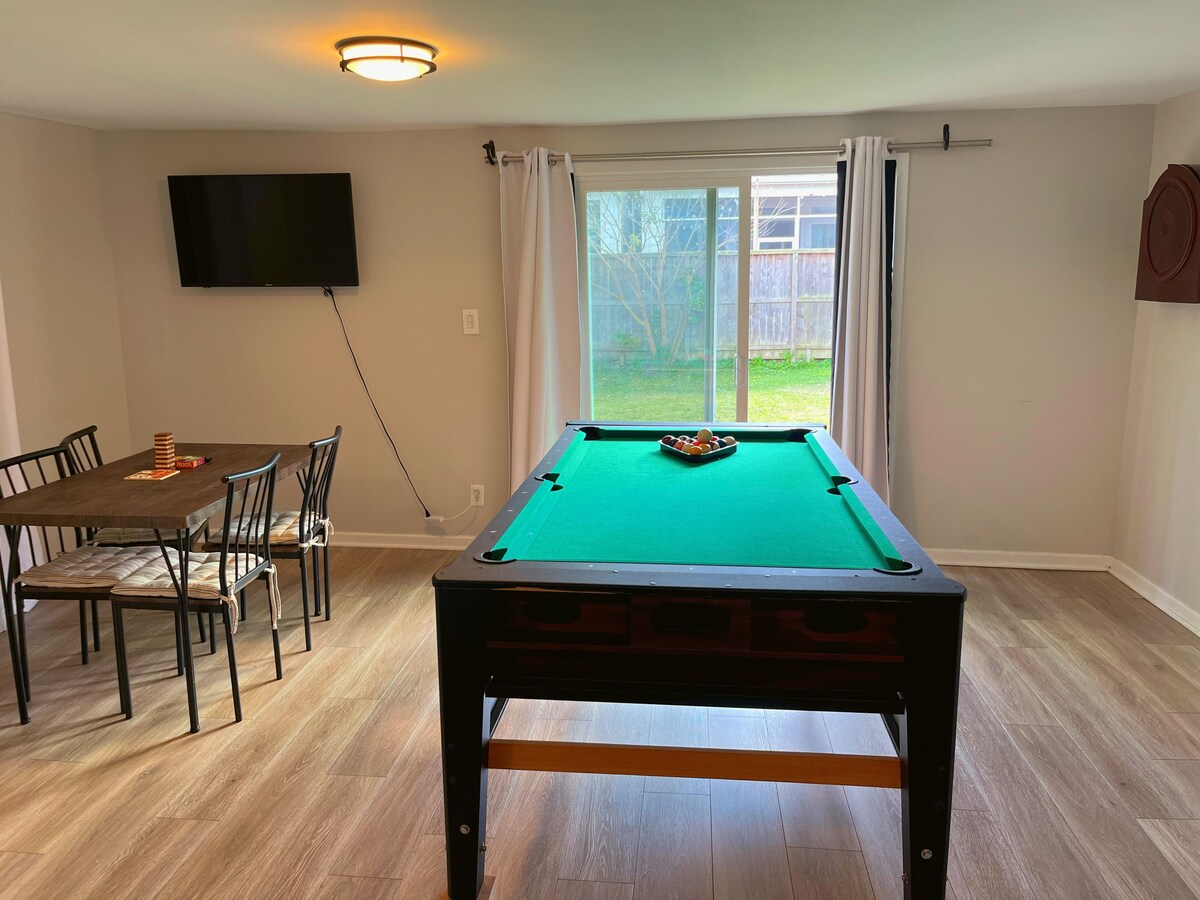 Photo 28 of Charming Pet friendly 2-bedroom house in lovely Houston inside the loop