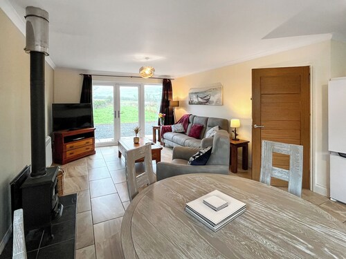 2 bedroom accommodation in Newton Stewart