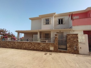 Fachada da propriedade