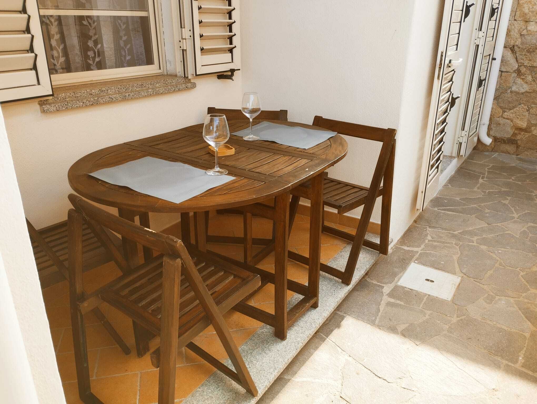 Basic-Dreibettzimmer, Terrasse | Terrasse/Patio