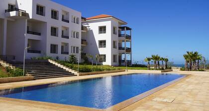 200m from the sea, quiet and spacious garden level, ideal for families