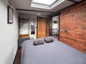 1 chambre, accès au Wi-Fi (inclus), literie fournie