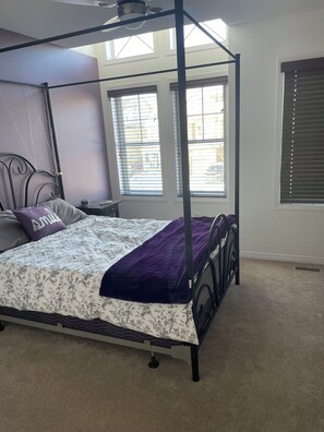 3 bedrooms, WiFi, bed sheets