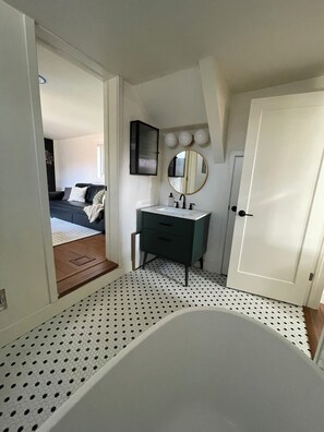 Hair dryer, towels, soap, toilet paper
