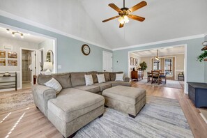 TV connectée, cheminée