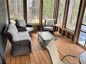 Interior - Whitetail Woods Cabin (Seymour)