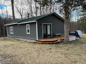 Exterior - Whitetail Woods Cabin (Seymour)