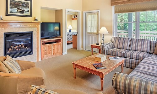 Deluxe 2 bdrm in best family resort in the NE with multiple activities for all.