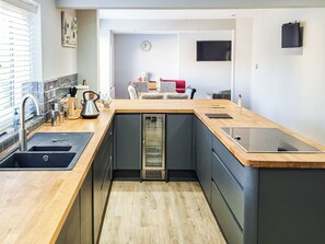 Dishwasher, highchair