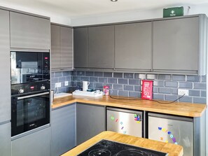 Dishwasher, highchair