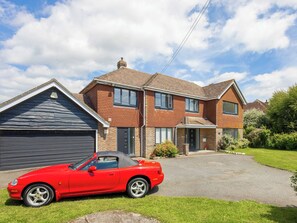 Exterior - 4 bedroom accommodation in Romney Marsh, near Dungeness (Romney Marsh, near Dungeness)